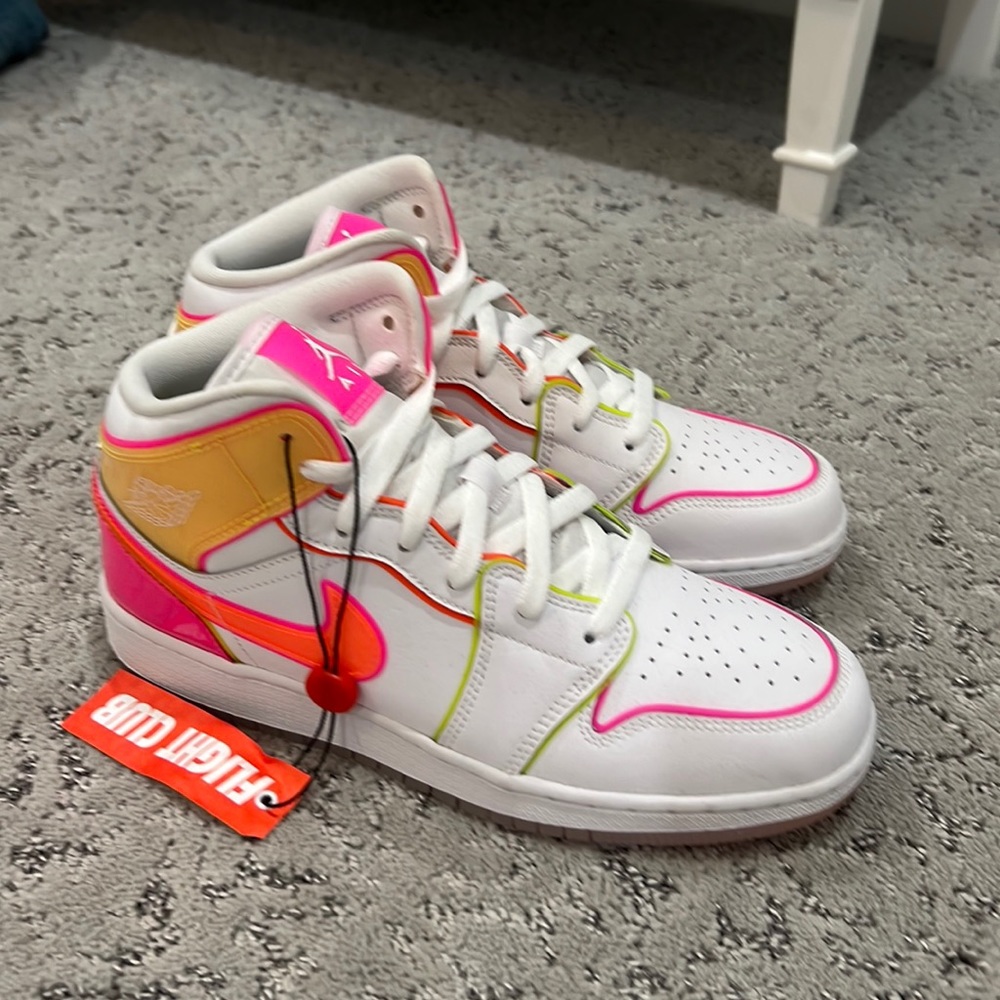 Jordan’s neon